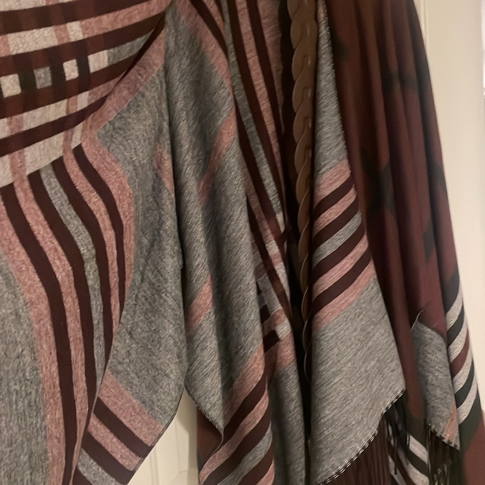 Soft Fall Wrap - Picture 2 of 4